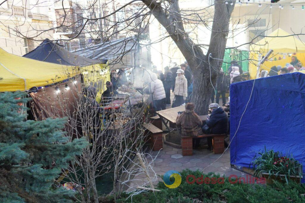 В одеській Кірсі відкрився великий Різдвяний ярмарок (фото)