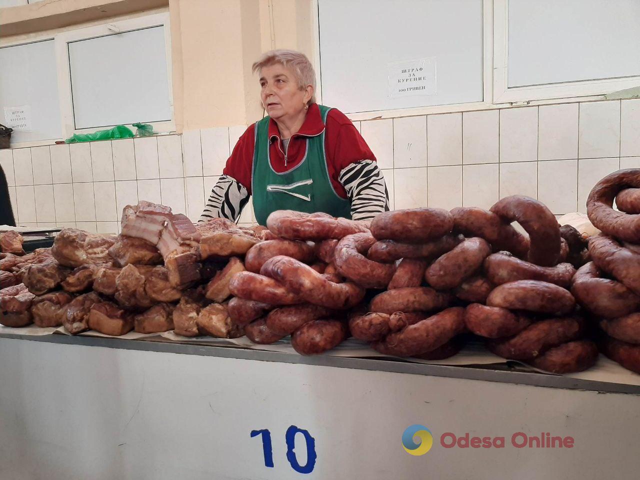 Без делікатесів та алкоголю: скільки коштуватиме новорічний стіл в Одесі