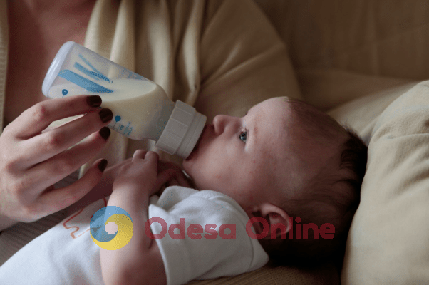 Детское питание для новорожденных: как выбрать подходящую смесь
