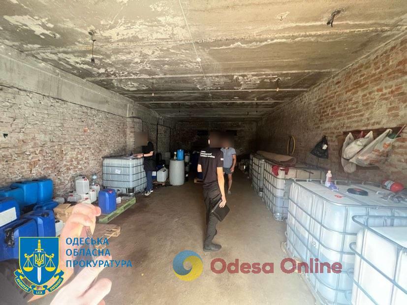 Одесская область: торговцев смертельным алкоголем из села Старостино будут судить