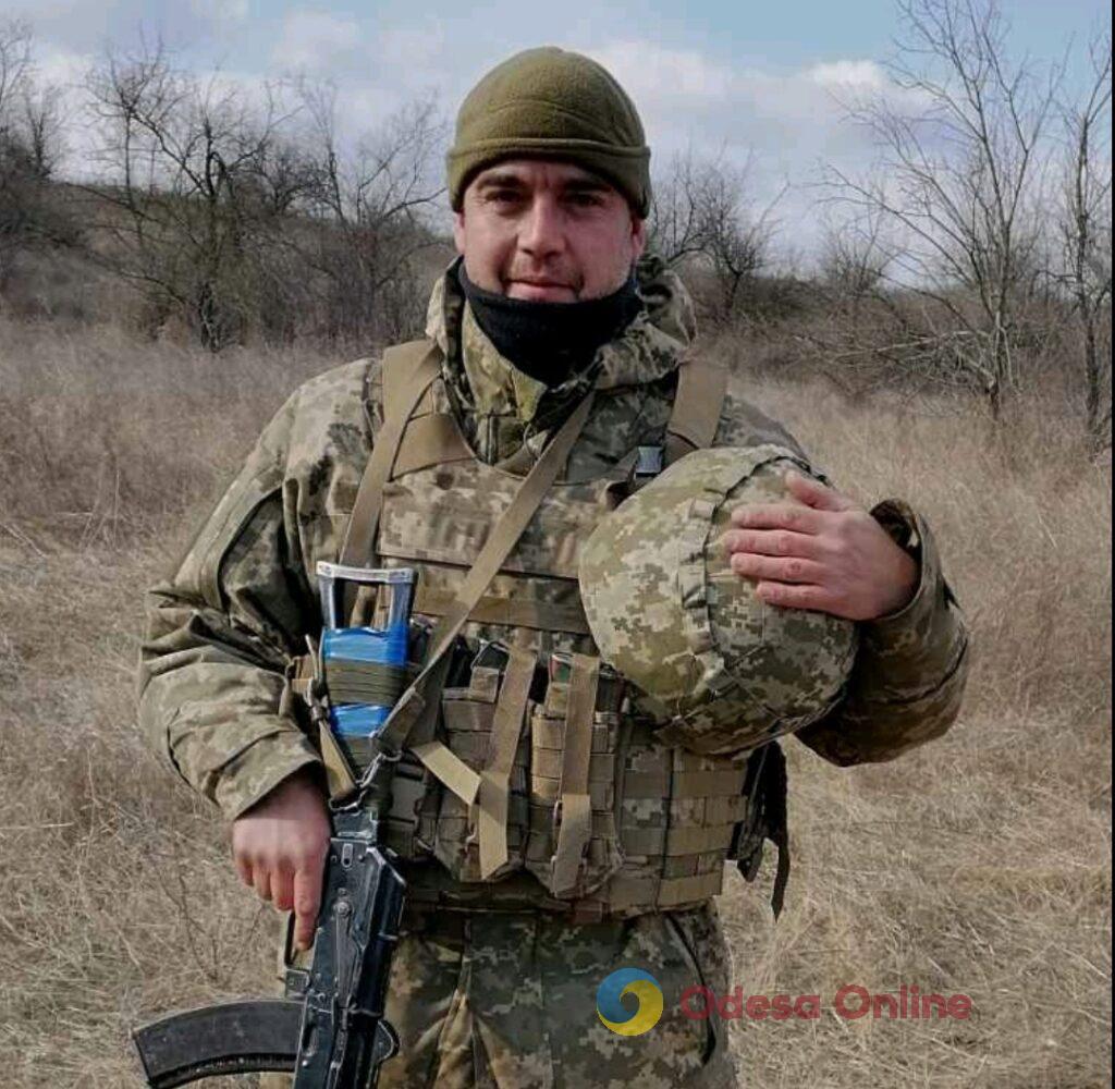 Одесская область: в Южненской громаде объявили траур из-за гибели воина Игоря Кобылянского