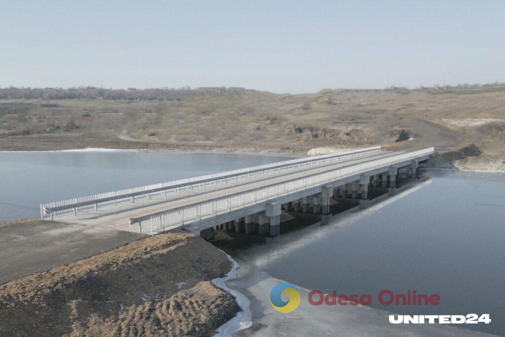 В Николаевской области восстановили еще один мост, поврежденный в результате подрыва плотины Каховской ГЭС