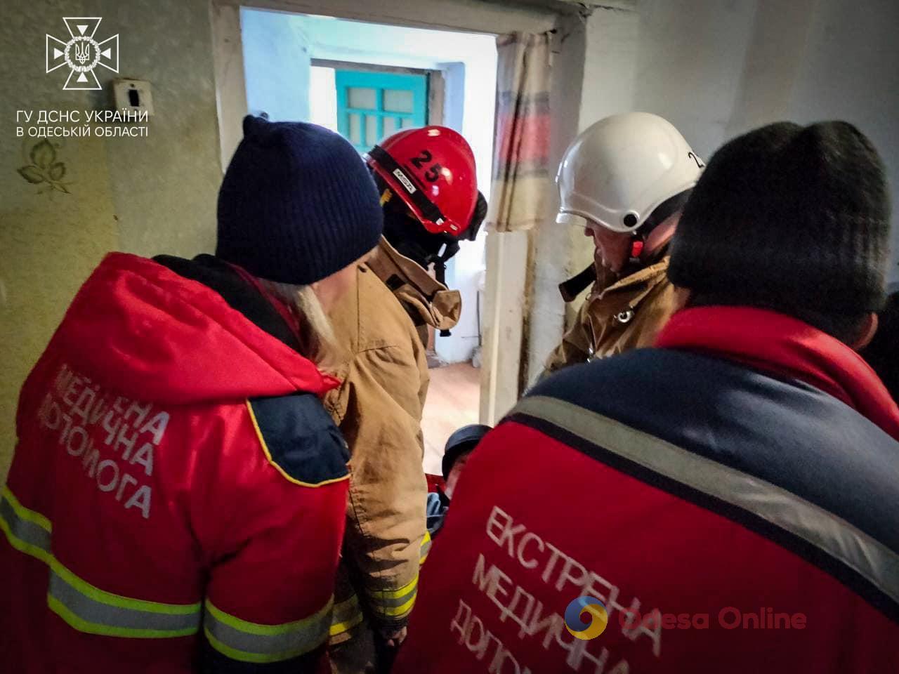 На Одещині рятувальники допомогли медикам “швидкої”, які не могли проїхати до пацієнта через ожеледицю