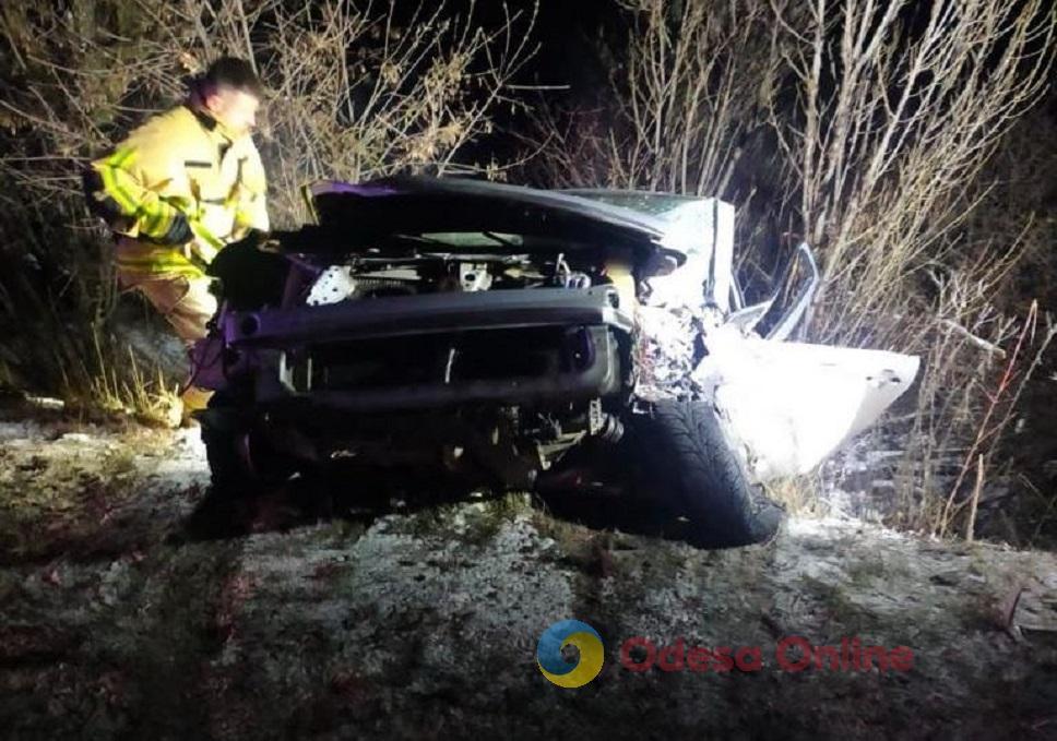 Смертельная авария в Николаевской области: на трассе столкнулись тягач и легковушка