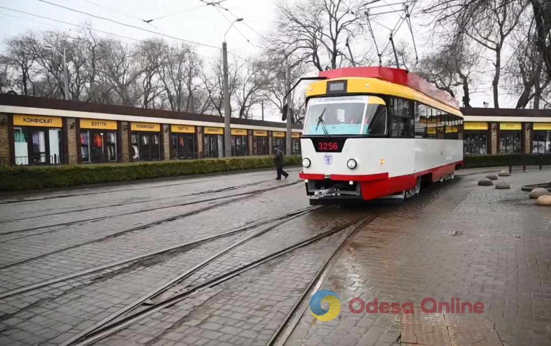 Одеса: на трамвайний маршрут №7 після капремонту вийде оновлений вагон (фото)