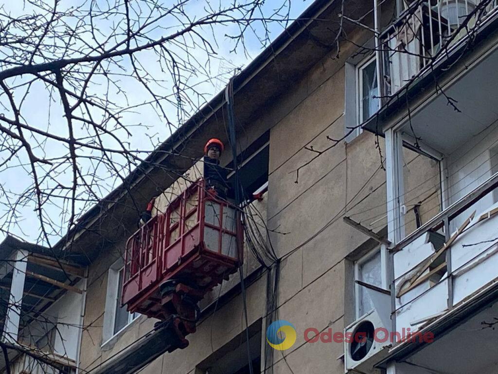 Одесса: в результате атаки в ночь на 25 января повреждено 237 окон в 168 квартирах (фото)