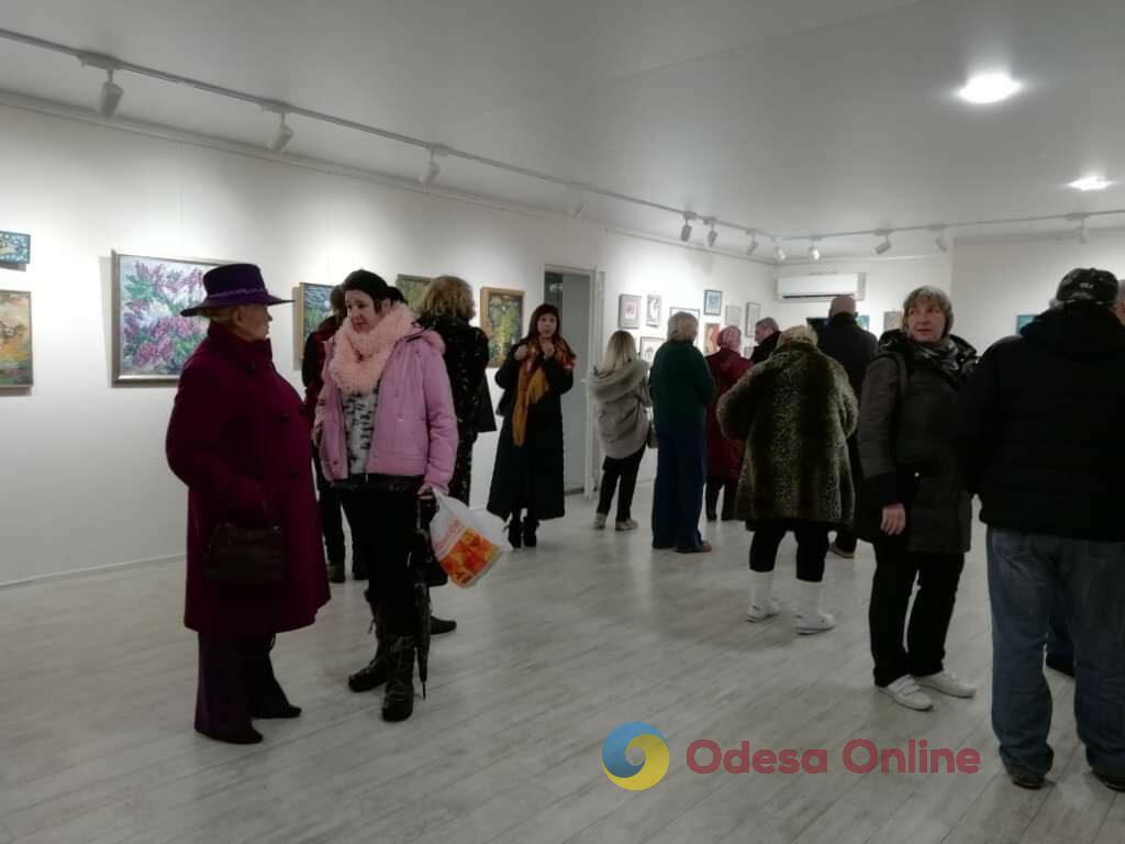 В Одесі в пам’ять про художницю Аллу Крикун відкрили виставку її робіт (фото)