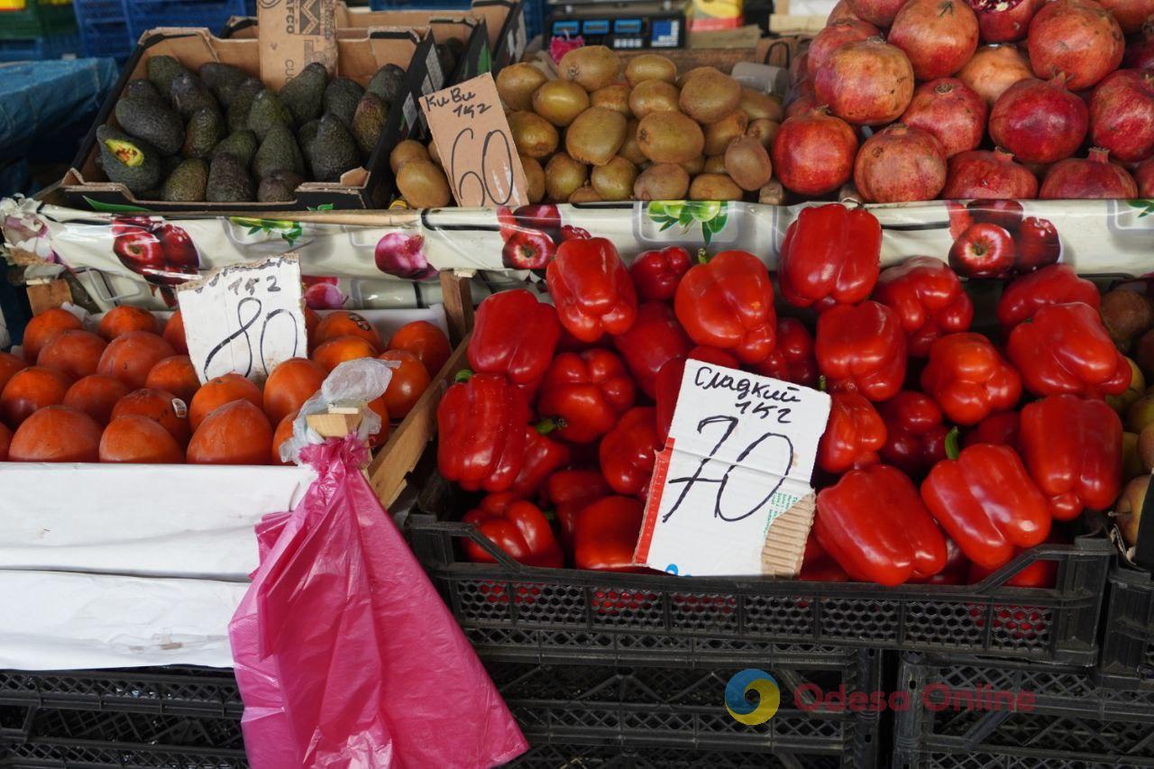 Авокадо, яйца и перец: субботние цены на одесском «Привозе»