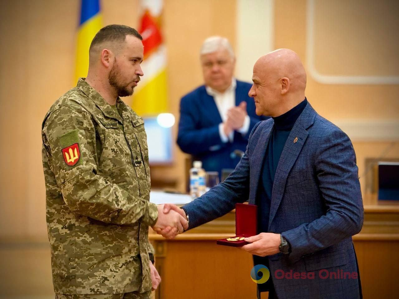 Майор Денис Дідичук отримав відзнаку міського голови “За оборону Одеси”