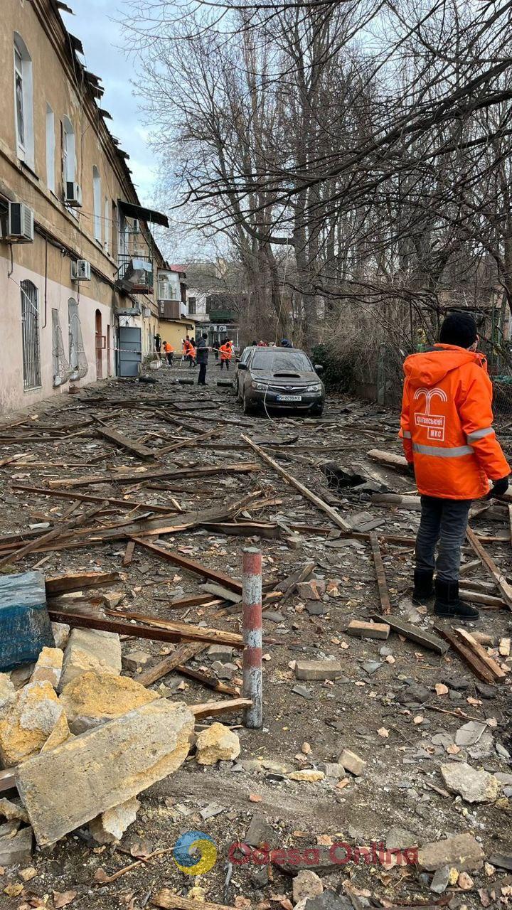 В двох районах Одеси пошкоджено 15 будинків внаслідок атаки рашистів