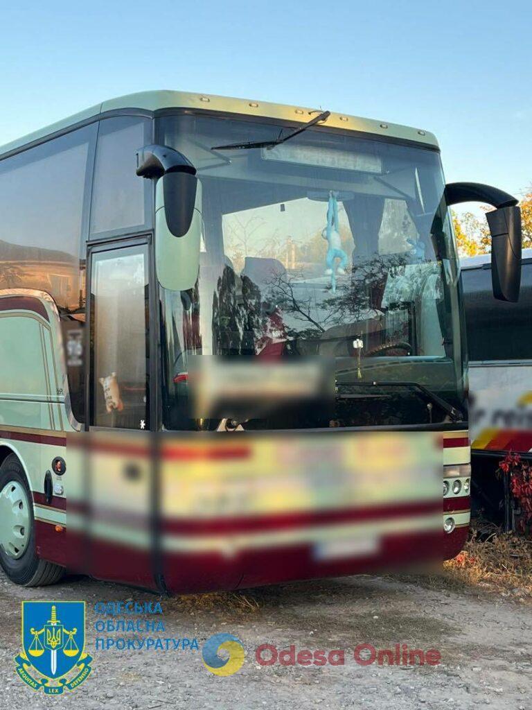 В Одесской области будут судить предпринимателя, переправлявшего мужчин за границу под видом водителей рейсовых автобусов