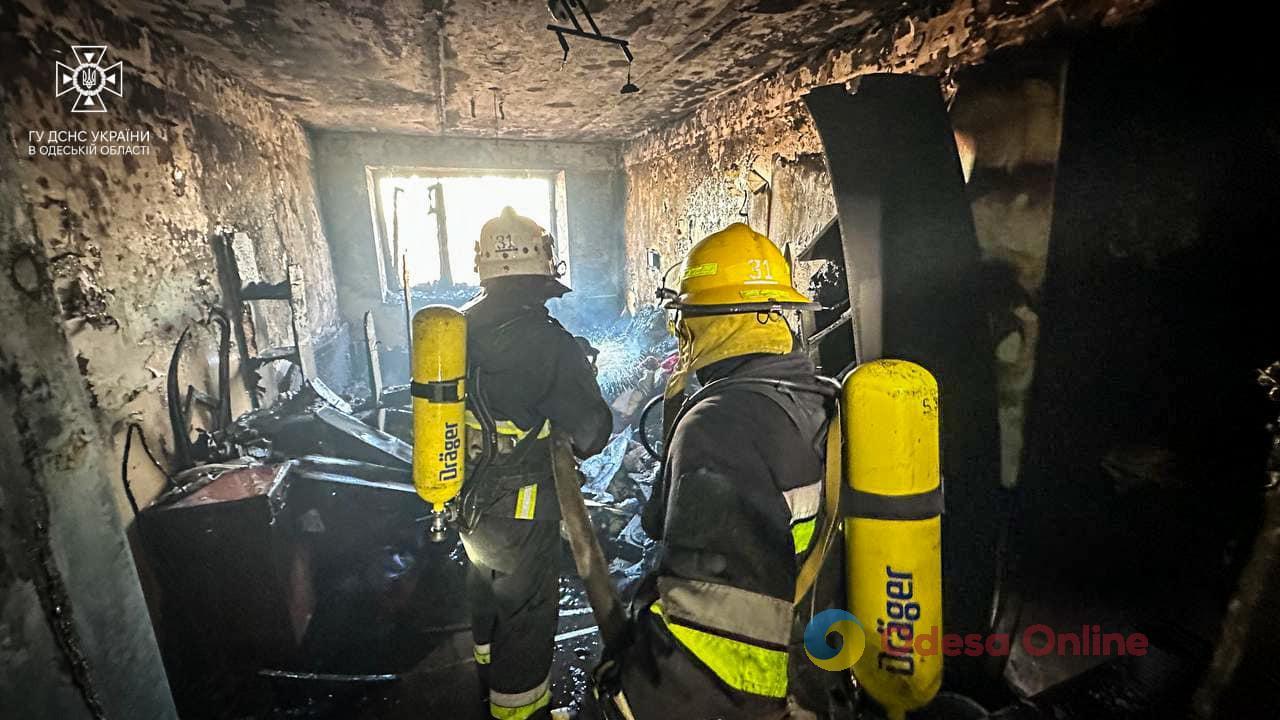 В Одесской области во время пожара в общежитии спасли ребенка