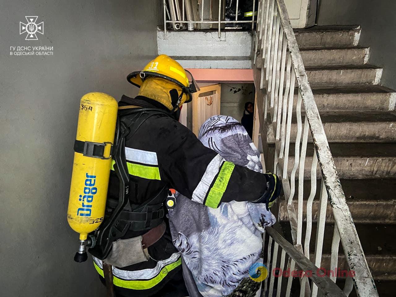 На Одещині під час пожежі у гуртожитку врятували дитину