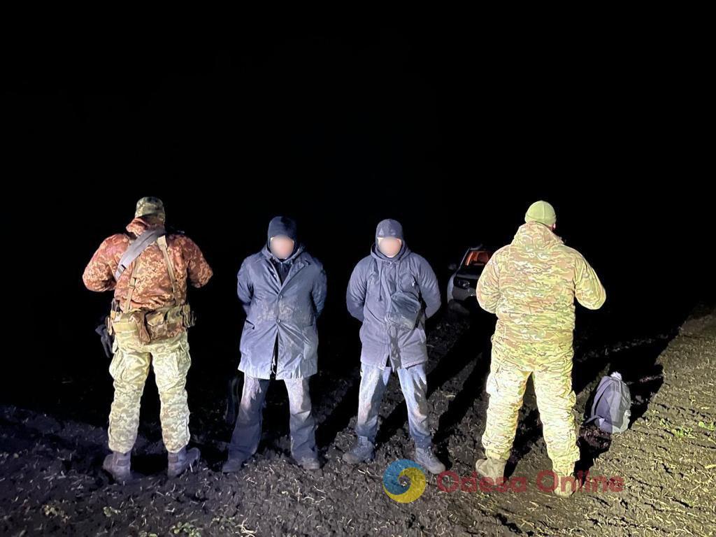 В Одесской области пограничники задержали двух беглецов-рецидивистов (видео)