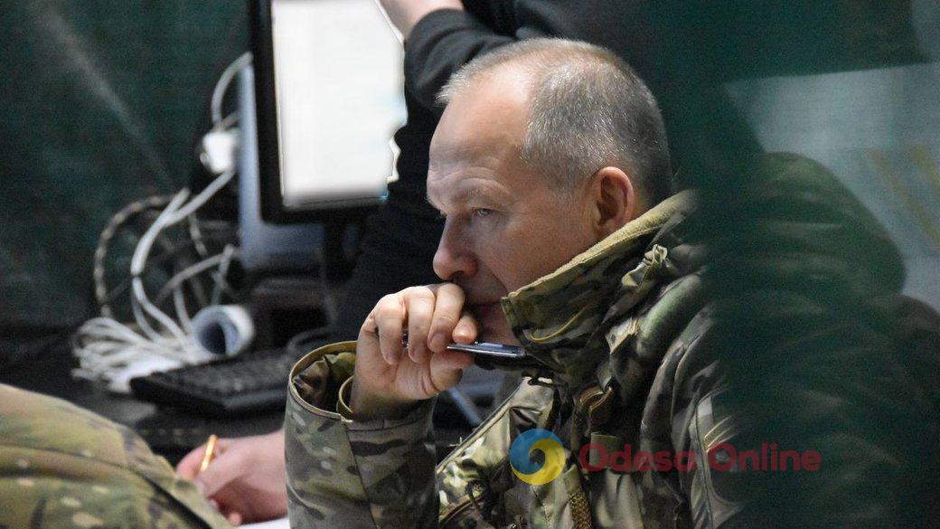 Украинские подразделения выводят из Авдеевки – Александр Сырский
