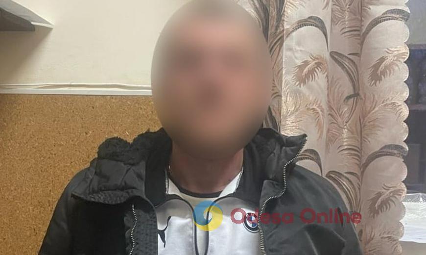 Миколаївська область: п’яний селянин погрожував підірвати старосту гранатою