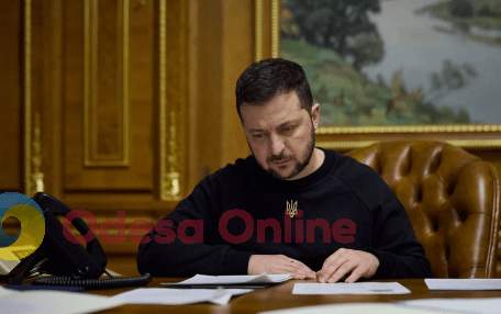 Владимир Зеленский изменил состав ставки Верховного главнокомандующего