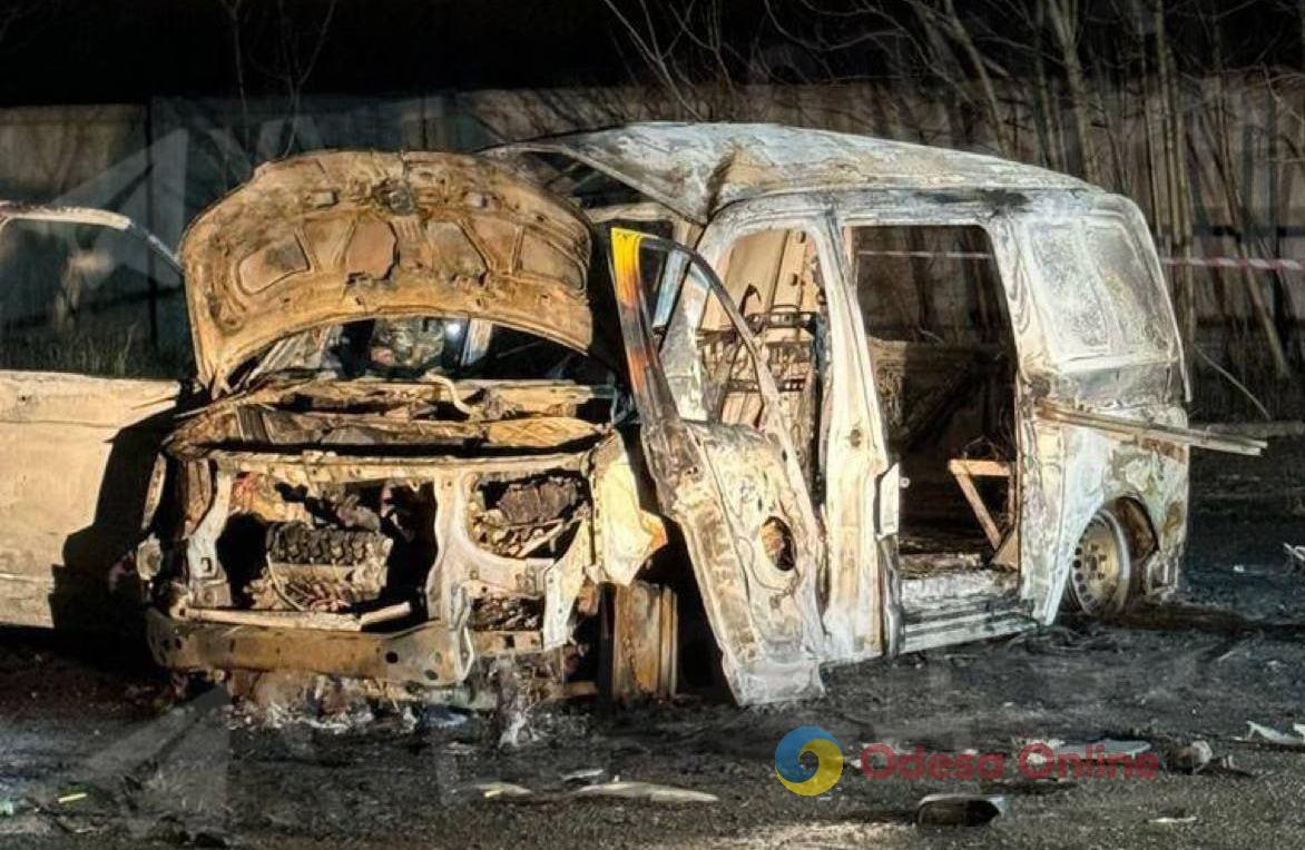 Итоги дня: в селе Гвардейское взорвали авто, в Черноморске горела фура, Одесса готовится запустить аэротрансфер