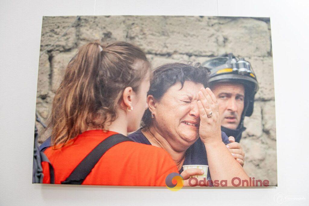 «Крізь біль до свого»: в Одесі проходить фотовиставка нашої кореспондентки