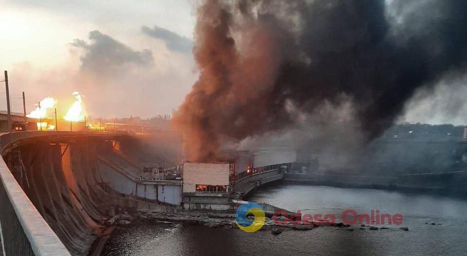 РФ нанесла массированный удар по объектам энергетики Украины: в Одессе стабилизационные отключения
