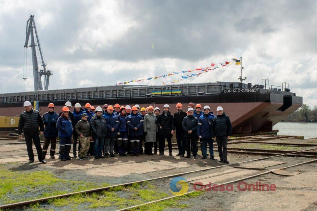 Українське Дунайське пароплавство побудувало вже третю SLG-баржу