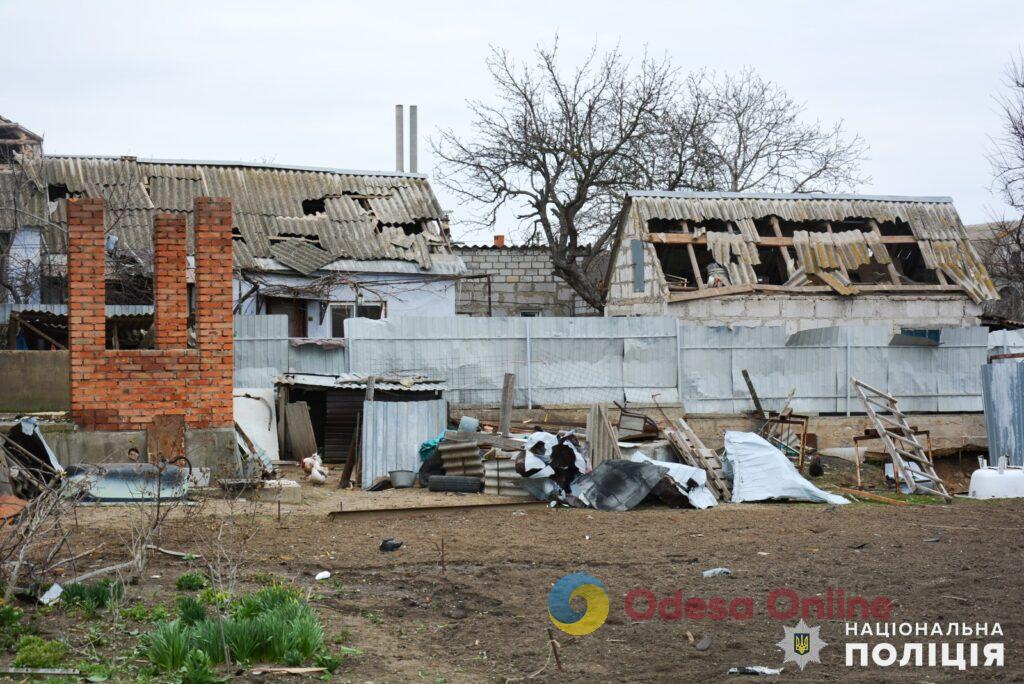 Последствия воздушной атаки в Николаеве: обломки дрона упали в частный сектор