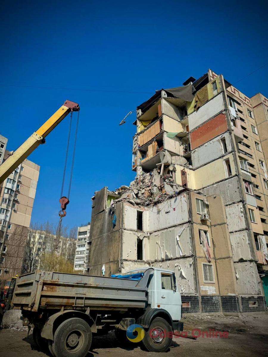 Геннадий Труханов рассказал о состоянии уцелевшей части одесской многоэтажки
