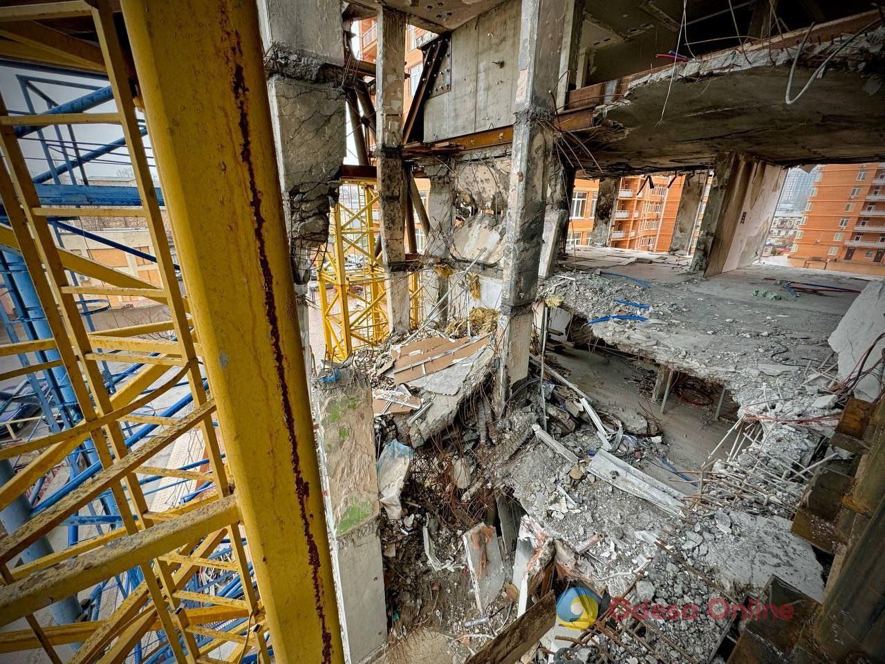 Одесса: в поврежденной в результате российской атаки многоэтажки на Средней завершены стабилизационные работы