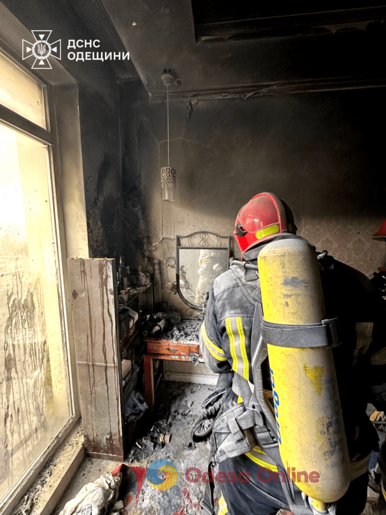 В Одессе произошел пожар в квартире многоэтажки