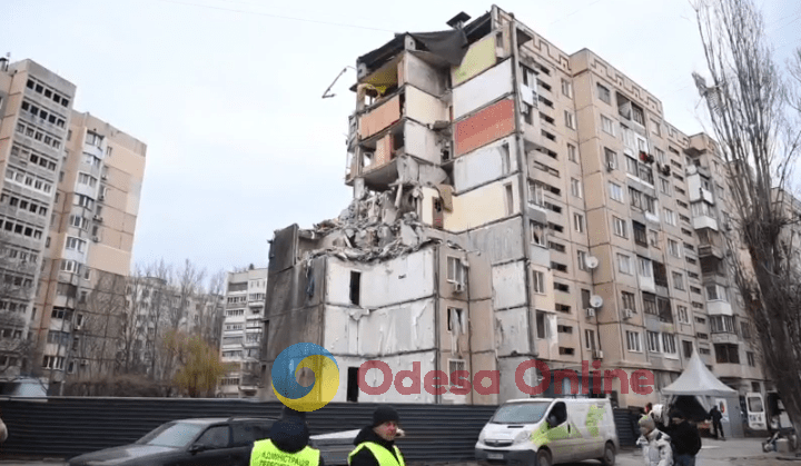 Одесса: завершается экспертная оценка состояния дома на Добровольского, в который 2 марта попал «шахед»