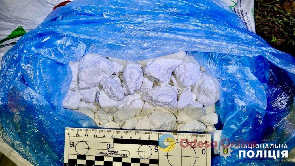 Макароны и сладости с амфетаминовой «начинкой»: в Одессе задержали изобретательную наркоторговку