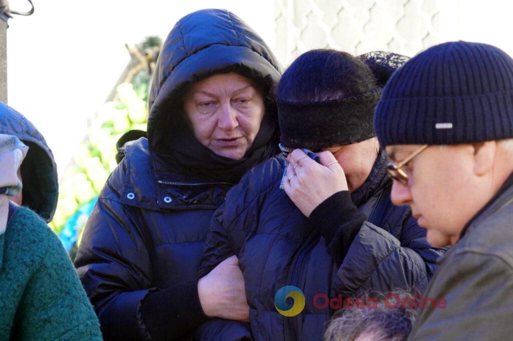 Одесса простилась с погибшим от российских ракет фельдшером Сергеем Ротару (фоторепортаж)
