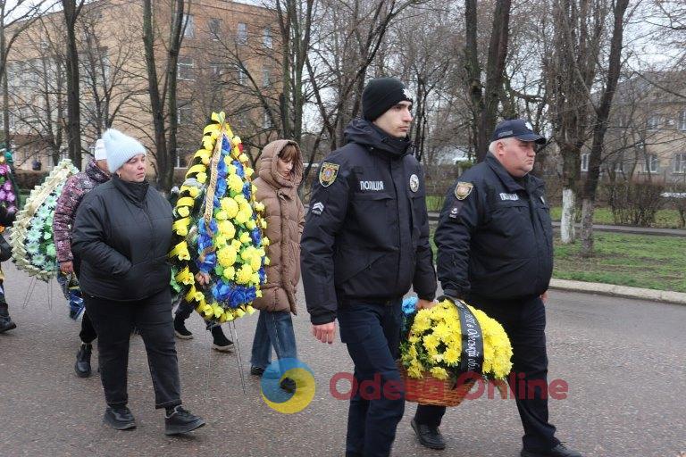 На Одещині провели в останній шлях 24-річного захисника, життя якого обірвала російська ракета