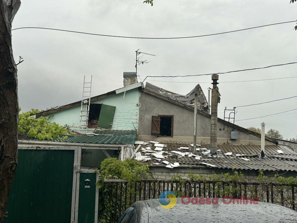 Росіяни нанесли ракетний удар по Одесі: зруйновано житлові будинки, є постраждалі (фото)