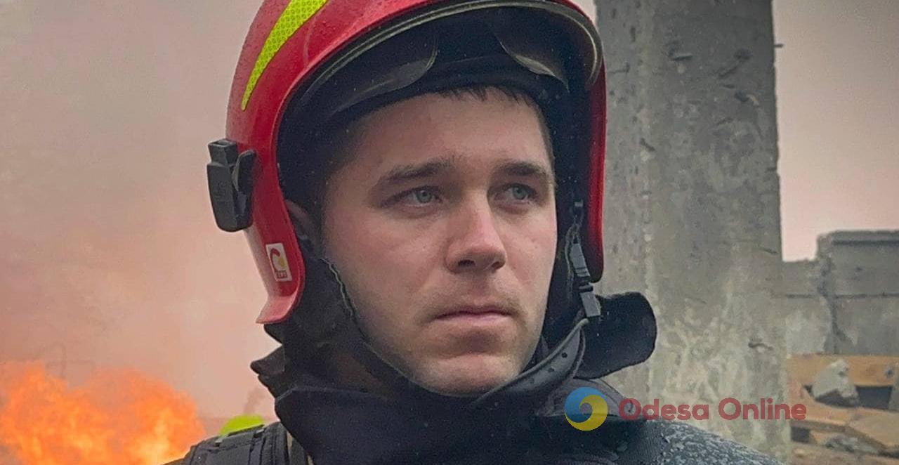 В Одесі на вулиці Новосельського гасили пожежу