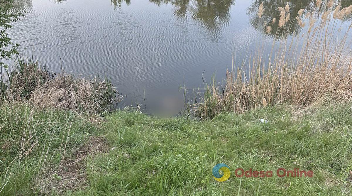 В Николаевской области двое селян избили друга и выбросили в реку