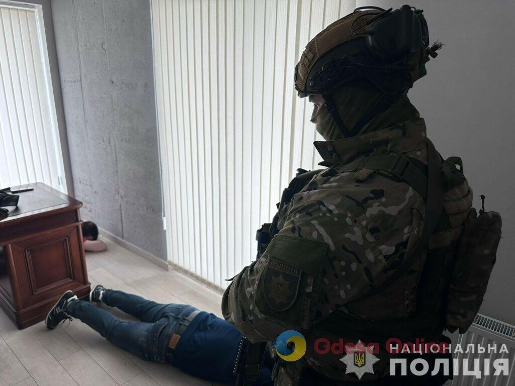 В Одесі ліквідували call-центр: шахраї виманили у громадян Чехії 5,5 мільйона гривень