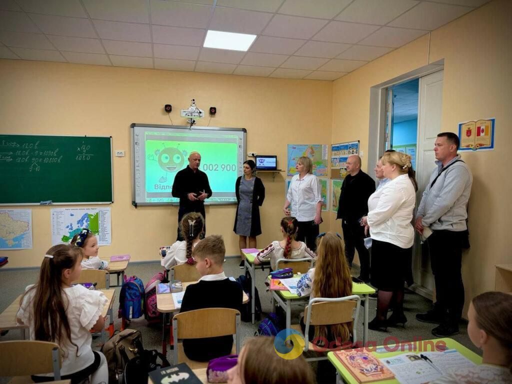 В Одесі після капремонту відкрили одну з гімназій у центрі міста (фото, відео)
