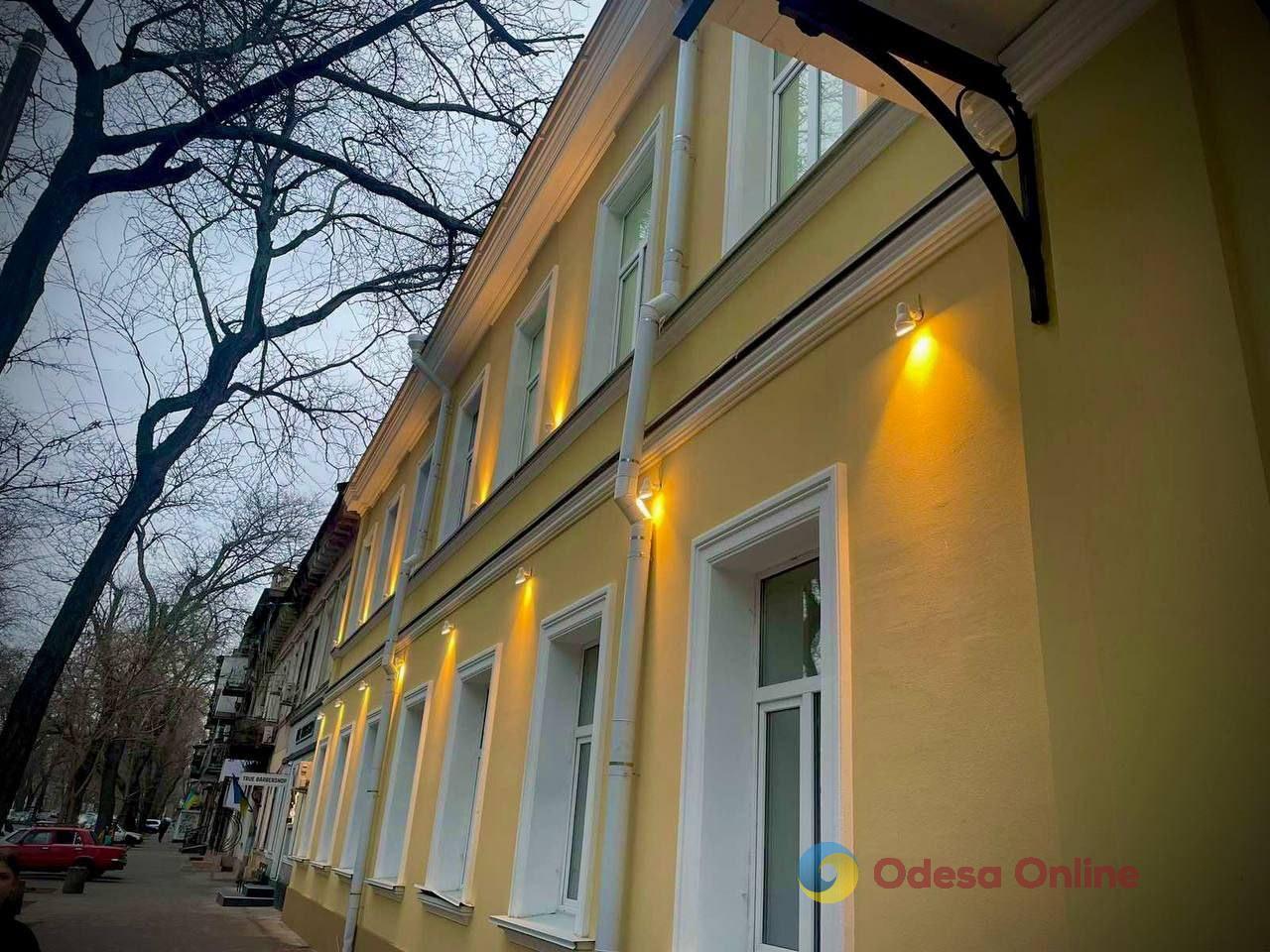 В Одессе после капремонта открыли одну из гимназий в центре города (фото, видео)