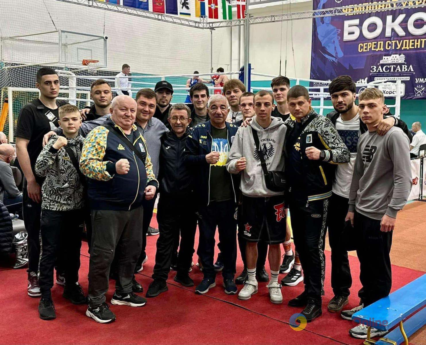 Одесские спортсмены вернулись с чемпионата Украины по боксу с четырьмя медалями