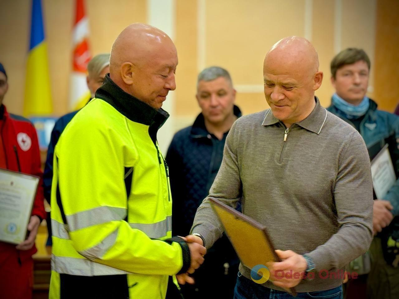 Одеські рятувальники отримали почесні нагороди