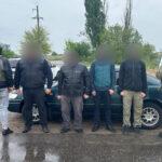 В Одесской области задержали группу беглецов из Украины и перевозчика