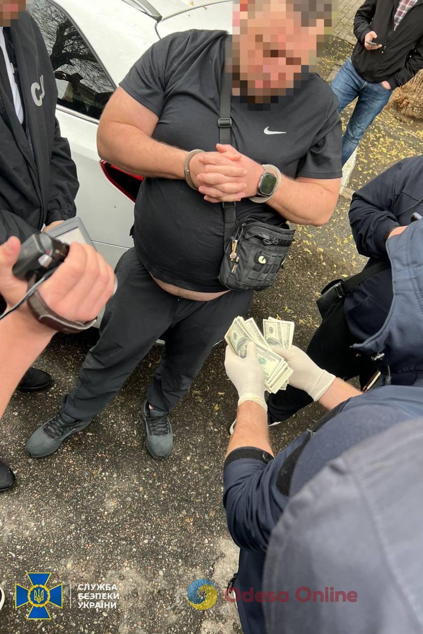 В Одессе поймали патрульного, который помогал пьяным водителям избежать админответственности