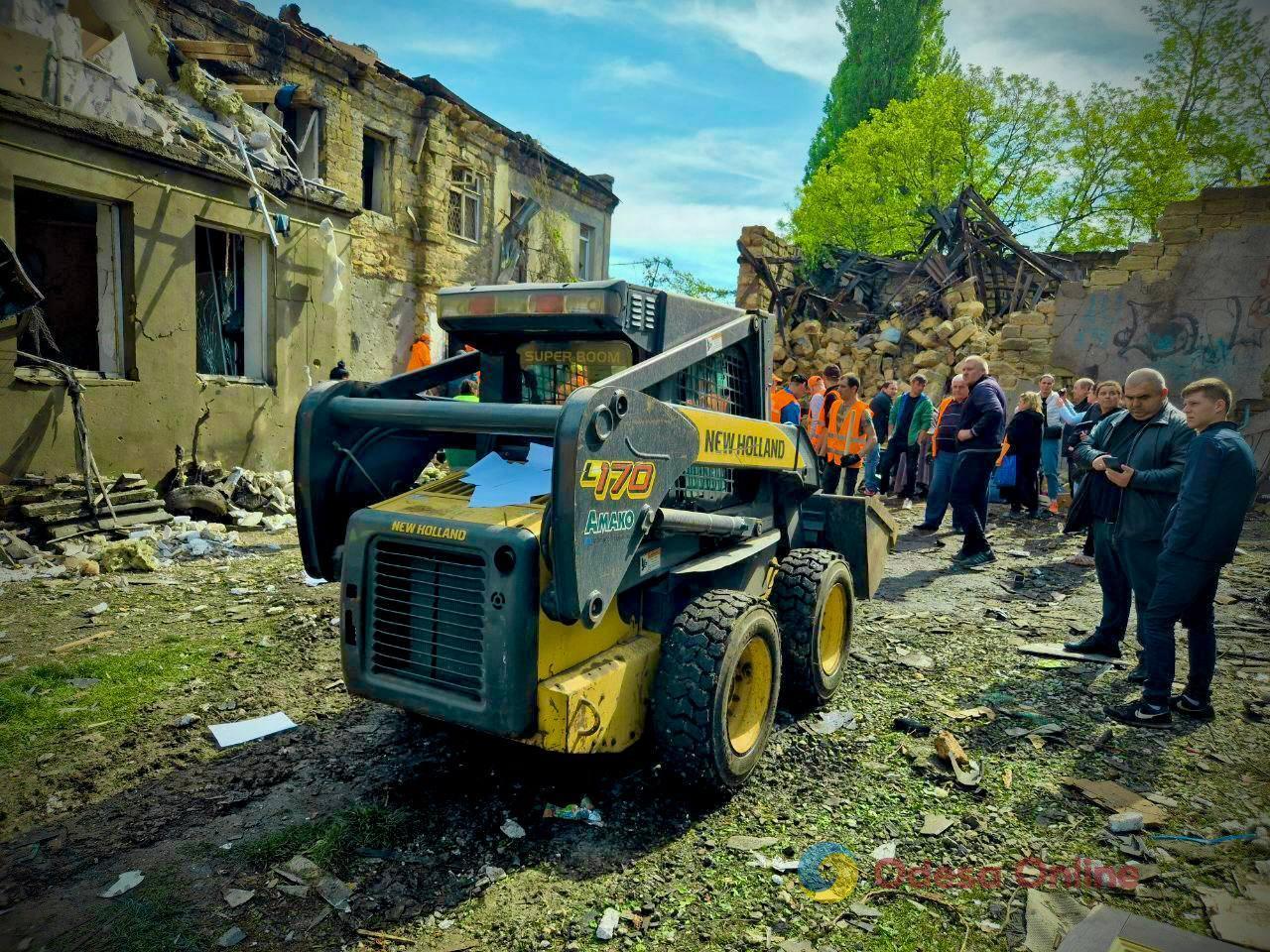 Наслідки російської атаки: завершено розбір завалів у Пересипському районі Одеси
