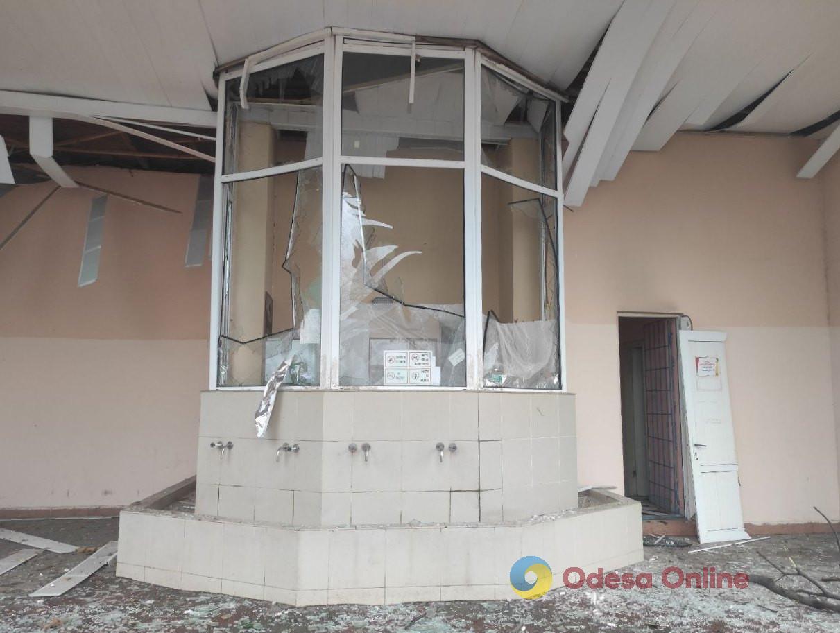 Одесса: возобновил работу поврежденный в результате российской атаки бювет в Михайловском сквере