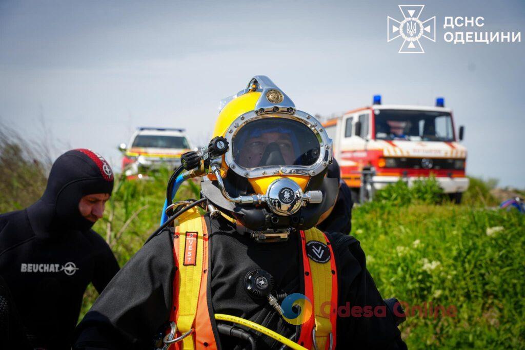 Одесские водолазы-спасатели получили специальный мобильный водолазный комплекс (фото, видео)