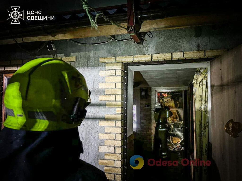 На Одещині сталася пожежа в багатоквартирному будинку (фото, відео)