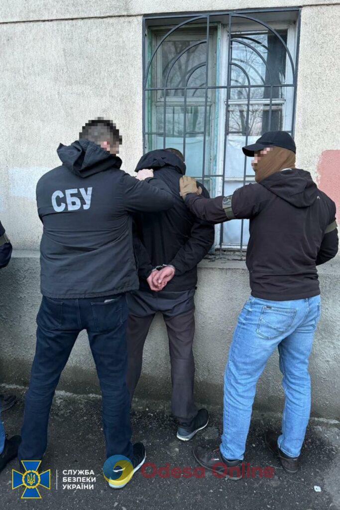 В Одессе СБУ задержали группировку, которая занималась выбиванием несуществующих долгов