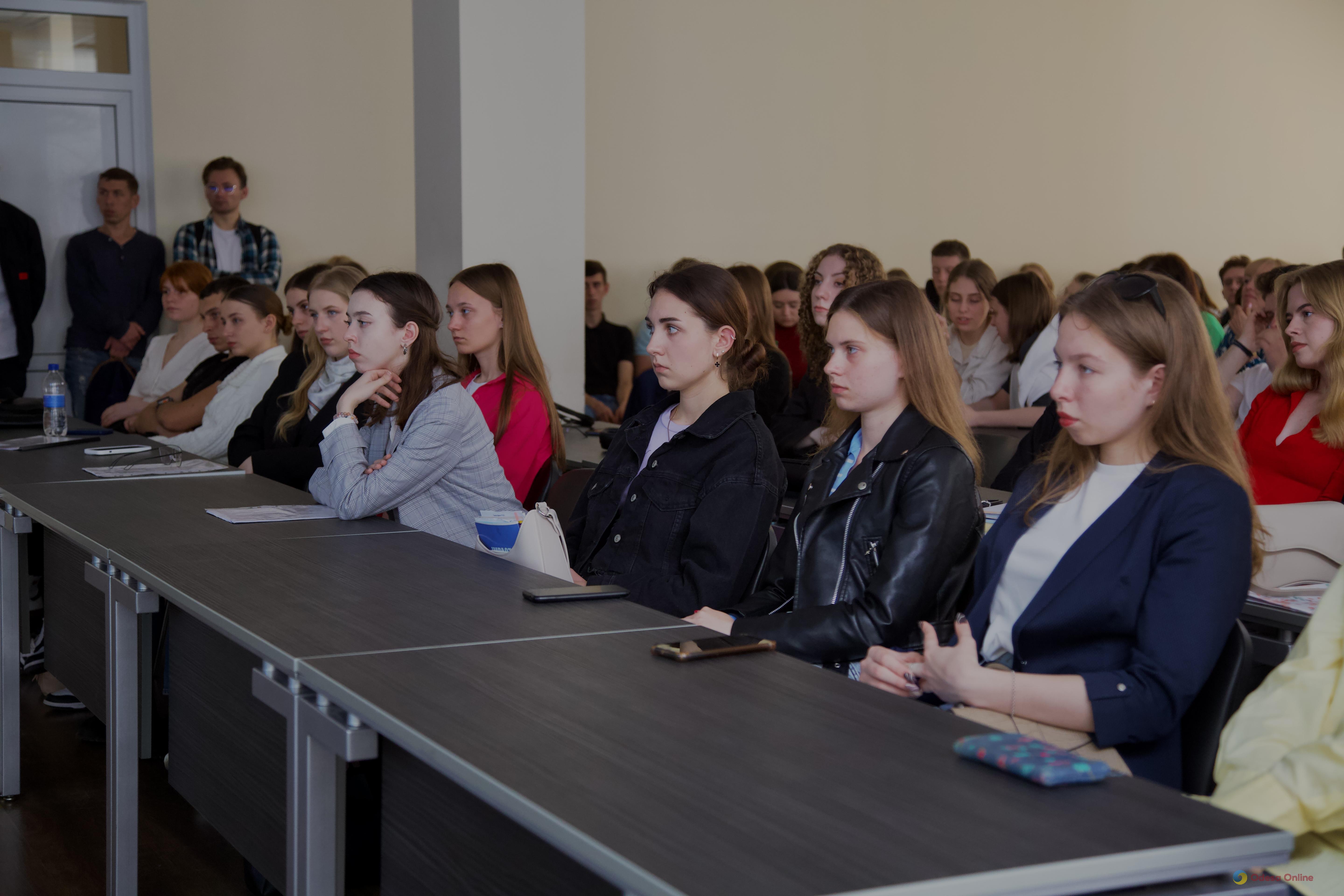 Представники ТУ БЕБ в Одеській області провели зустріч зі студентами економіко-правового факультету ОНУ ім. І.І. Мечникова