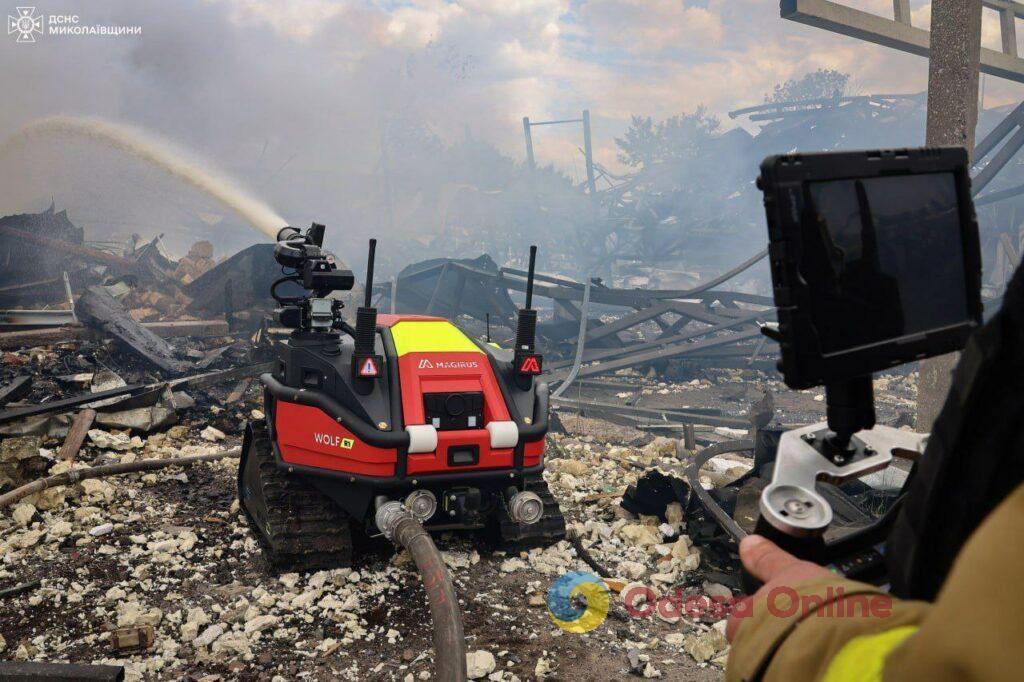 Російська армія вдарила ракетою по Миколаєву, є постраждалі (фото)